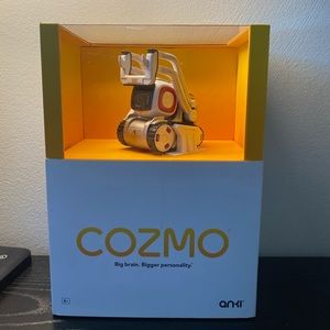 Cozmo Anki Robot NEW